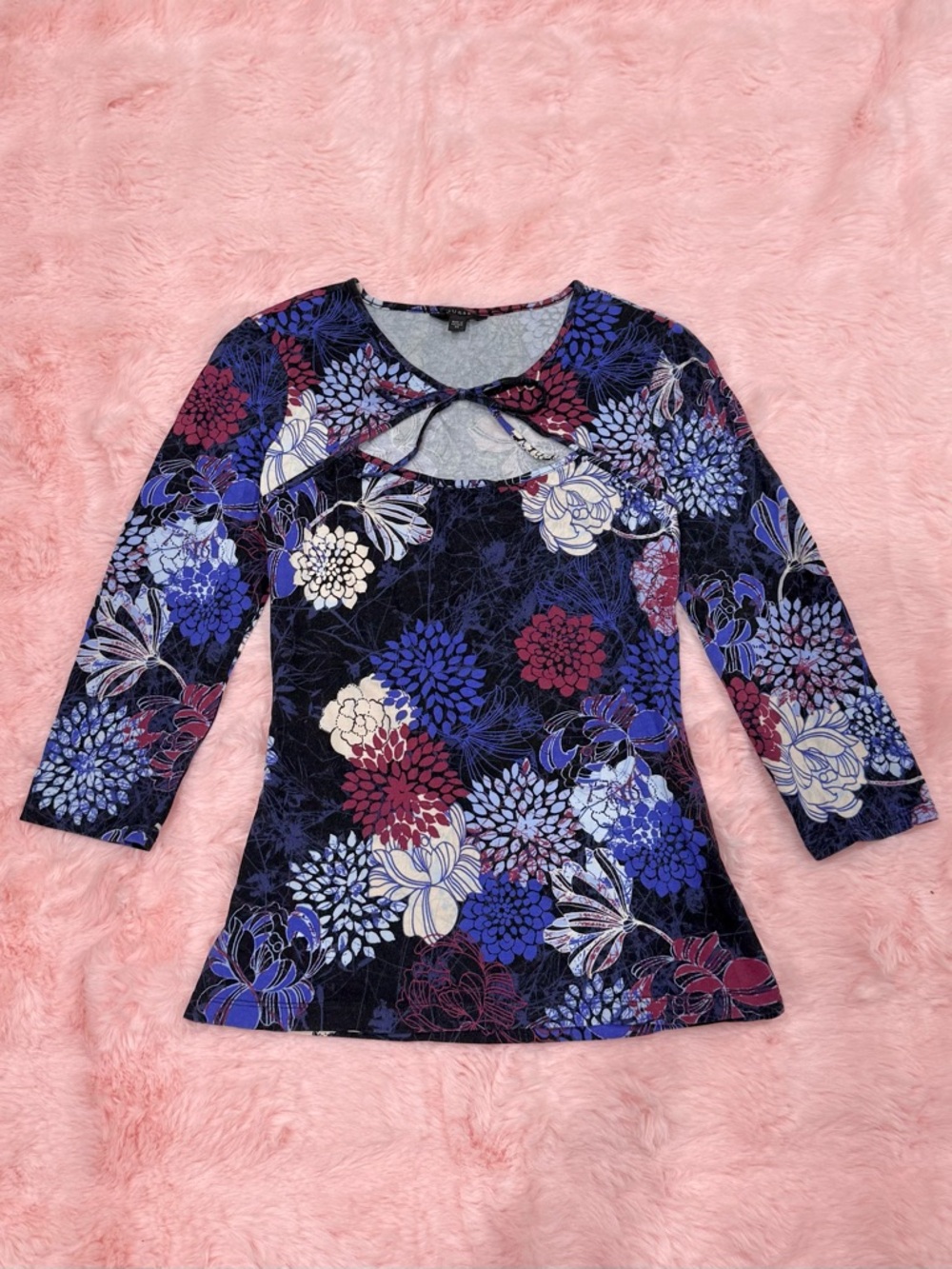 Guess Blue & Black Y2K Floral Half Sleeve Blouse